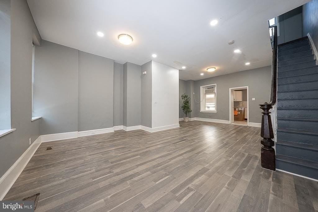 4517 Ritchie St - Photo 7 of 44