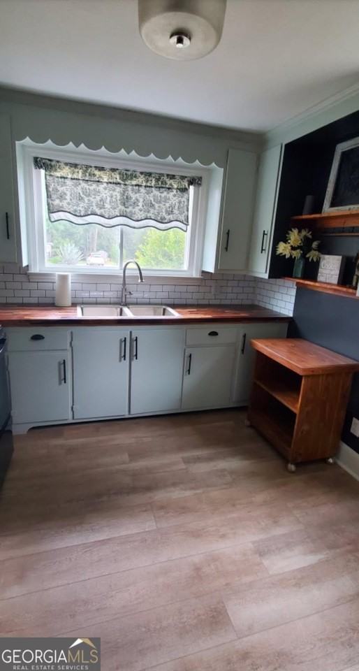 219 Sylvan Heights Dr - Photo 2 of 6