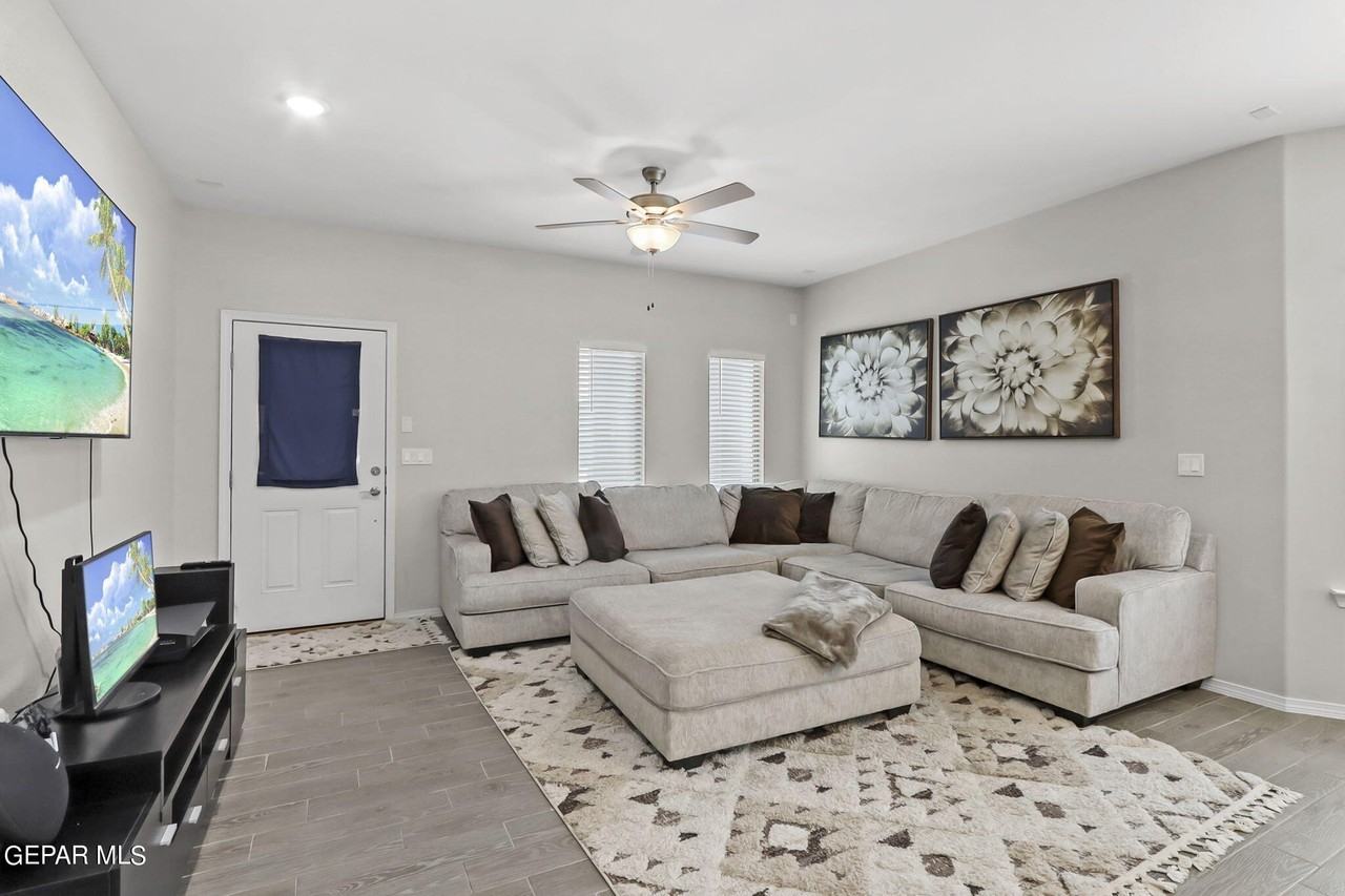 15129 Imagine Dr - Photo 6 of 36