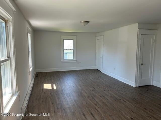 514 Miles Ave - Photo 7 of 12