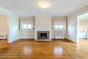 featured image of 1204 Richmont St 2nd Fl
