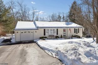 11 Lewis Ln - Photo 1 of 1