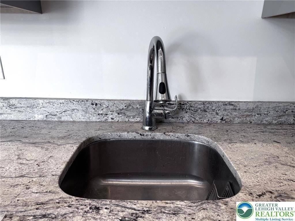 374 W Main St Apt 204 - Photo 6 of 32