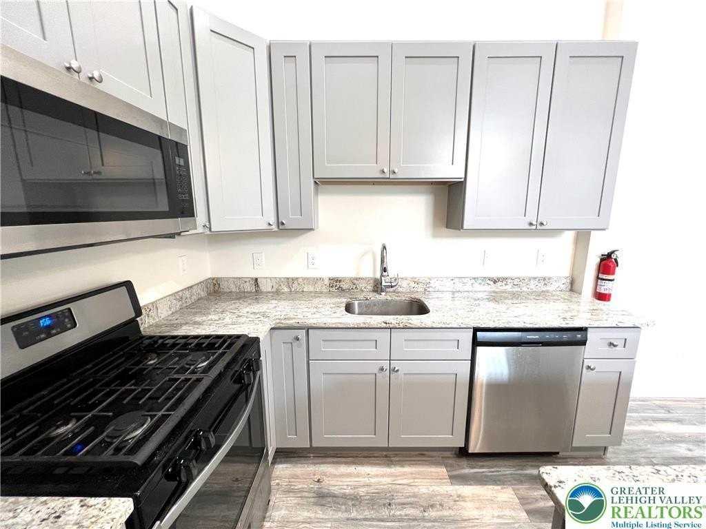 374 W Main St Apt 203 - Photo 6 of 30