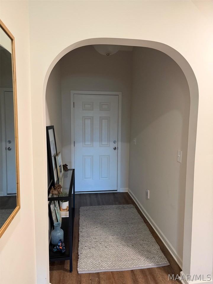 221 Dawsons Mill Way - Photo 3 of 17