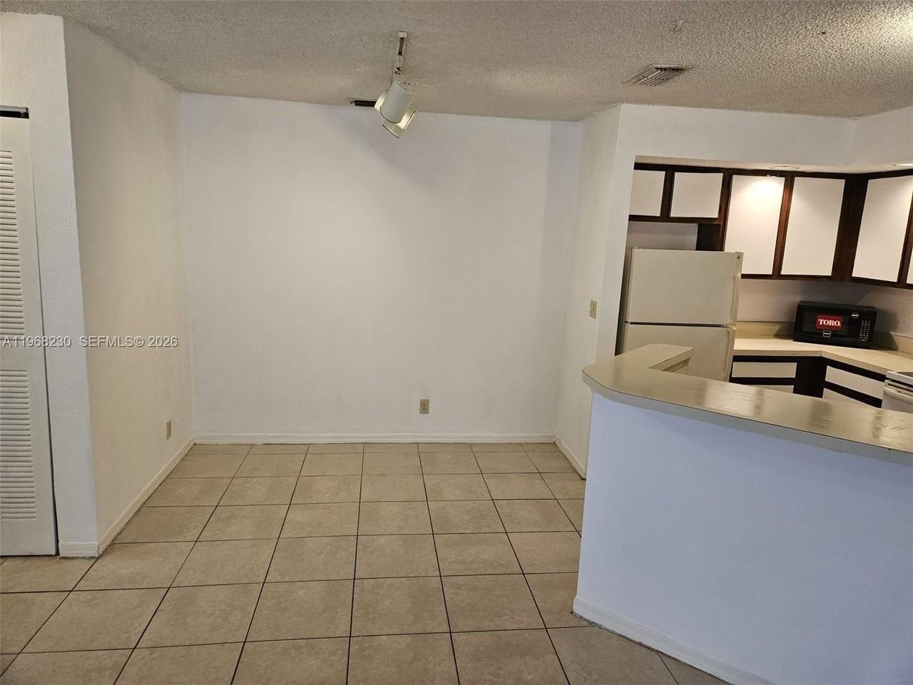 3300 Pinewalk Dr N #1911 - Photo 5 of 17