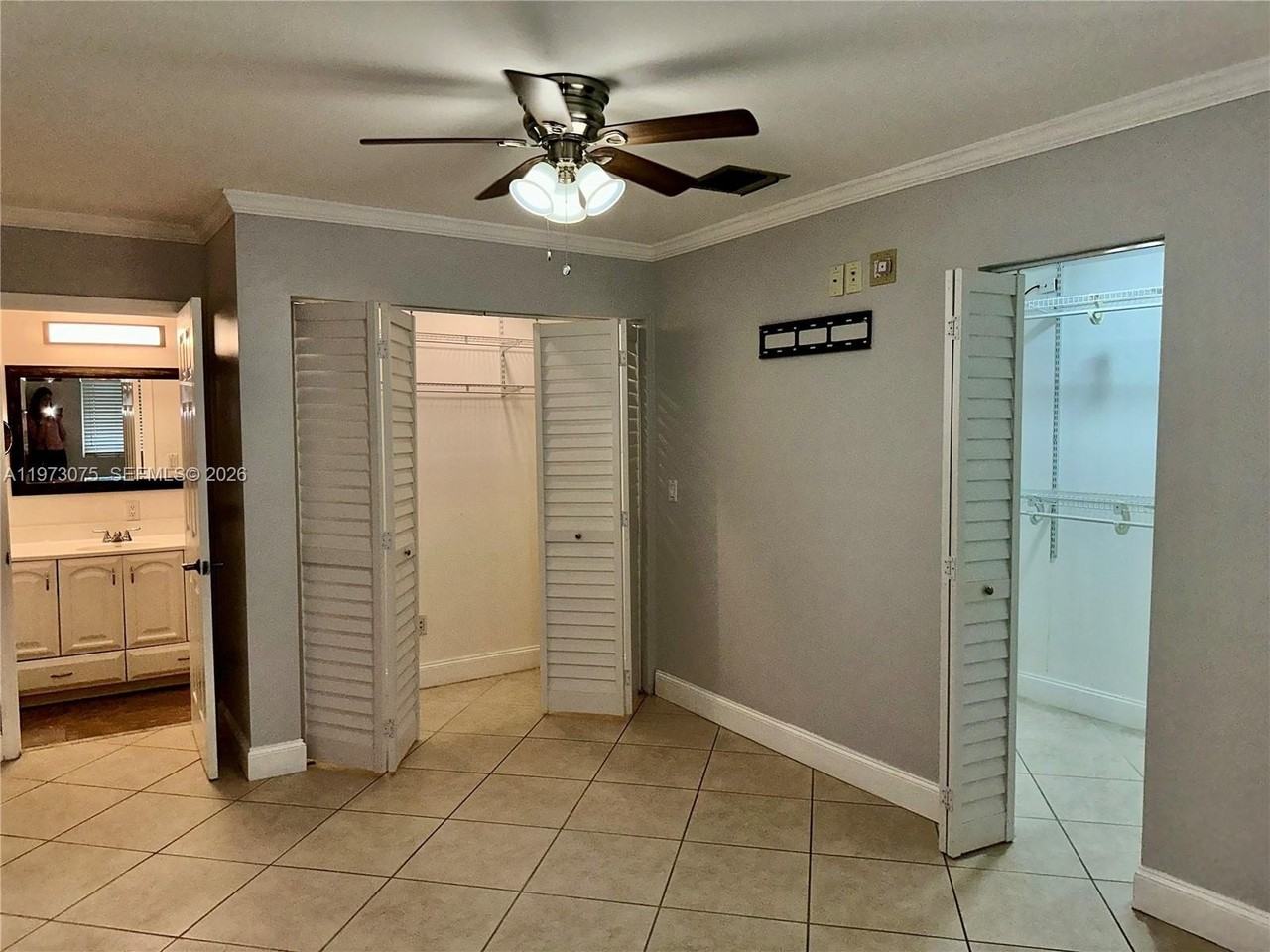 8811 Nw 16th St - Photo 6 of 17