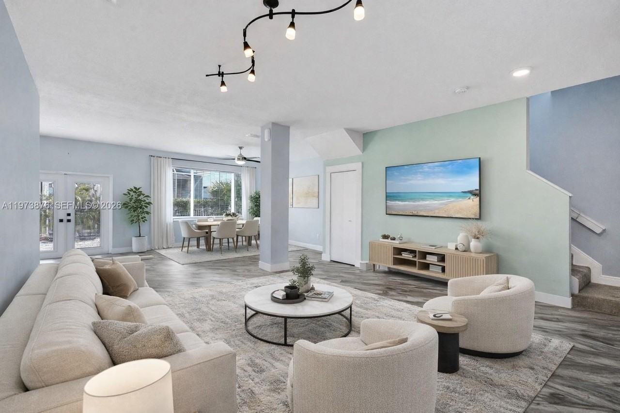 847 Nw 127th Ave - Photo 3 of 50