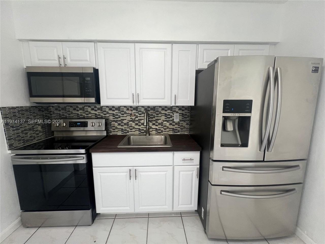 5829 Nw 37th St #1 - Photo 7 of 19