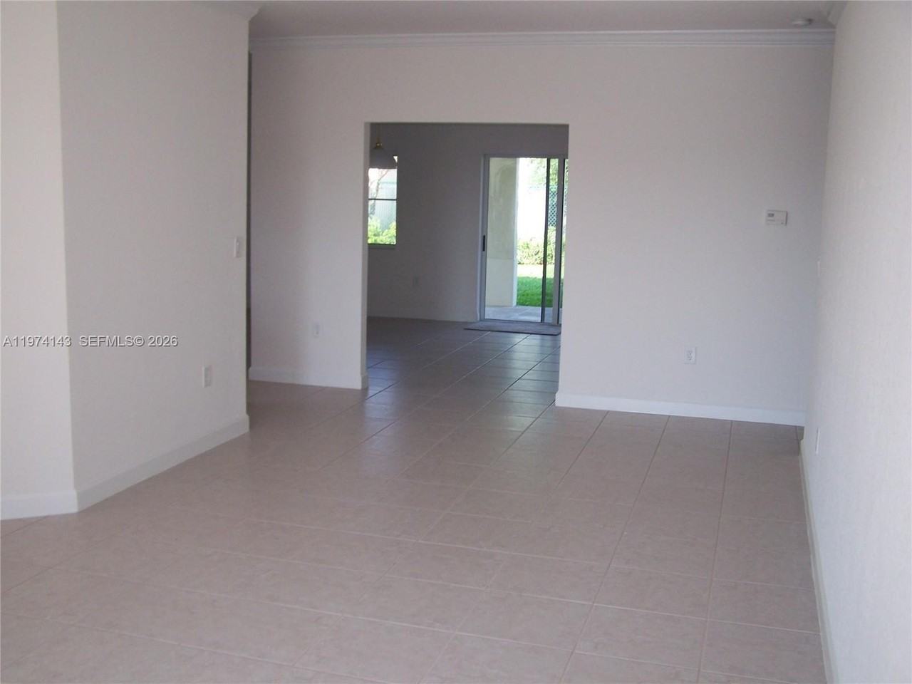 656 Se 30th Ter #0 - Photo 3 of 8