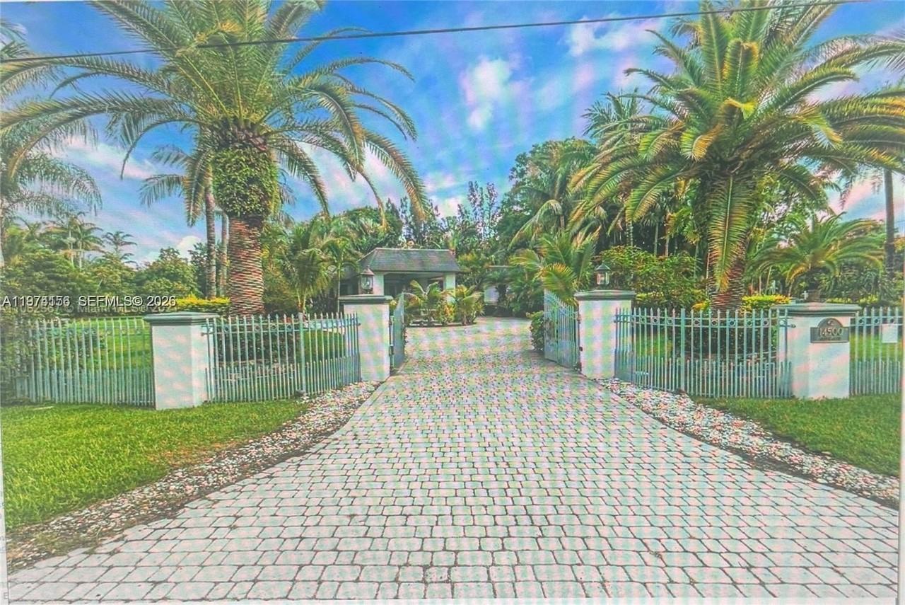 14500 Sw 17th Ct #0 - Photo 2 of 11