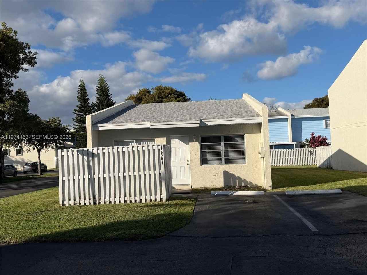 22301 Sw 103rd Ave - Photo 3 of 22