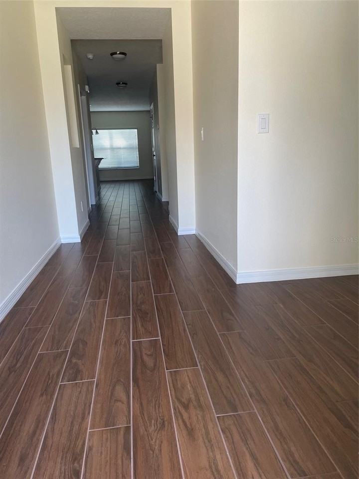 318 Ardmore St - Photo 2 of 18