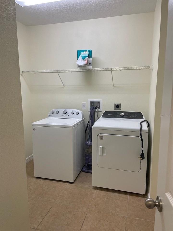 318 Ardmore St - Photo 6 of 18