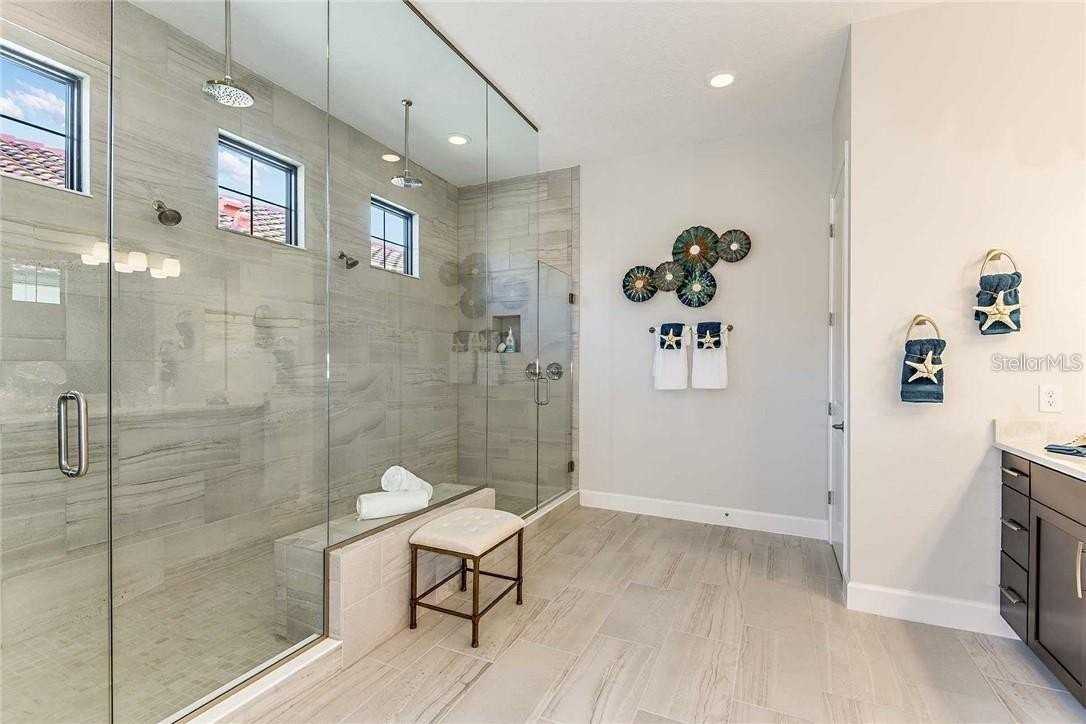 8202 Via Vittoria Way - Photo 7 of 18