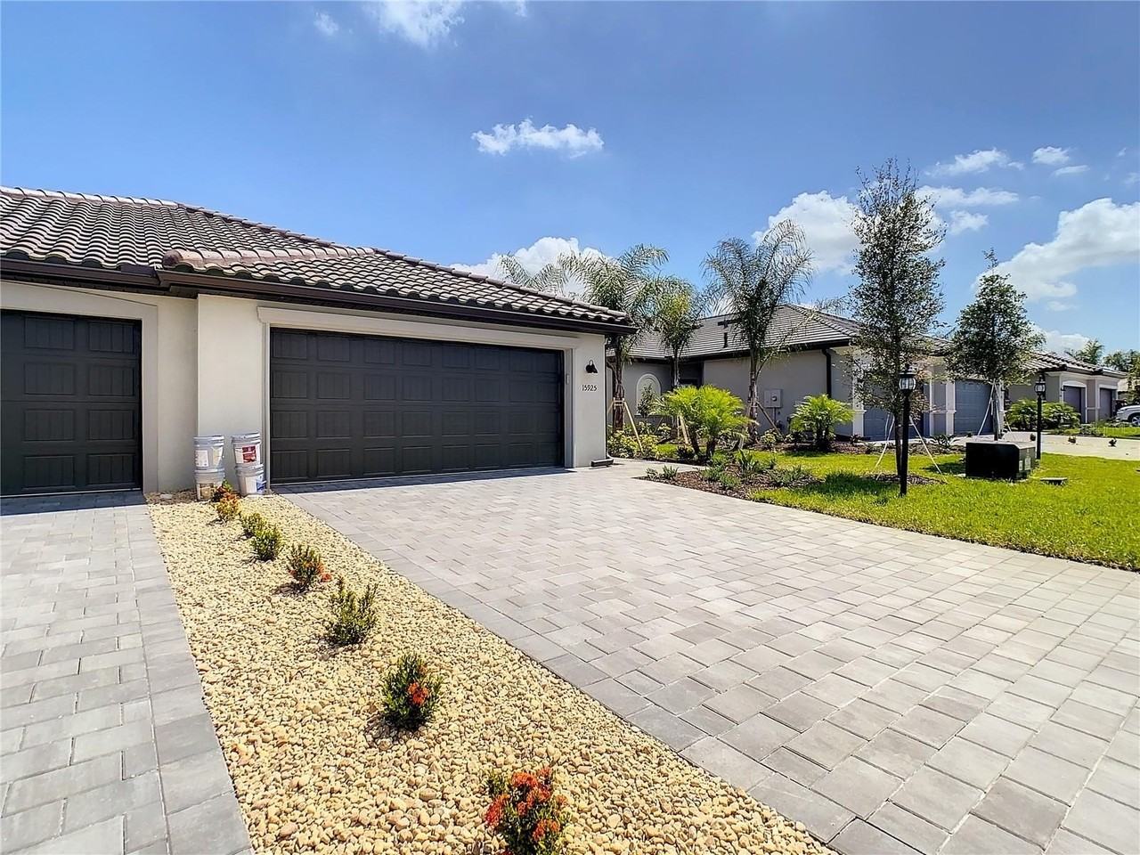 15925 Clear Skies Pl - Photo 3 of 41