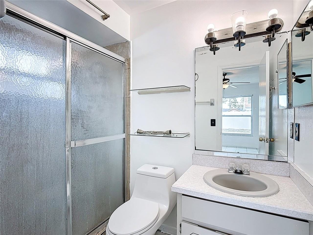 115 Lindenwood Ln - Photo 7 of 46