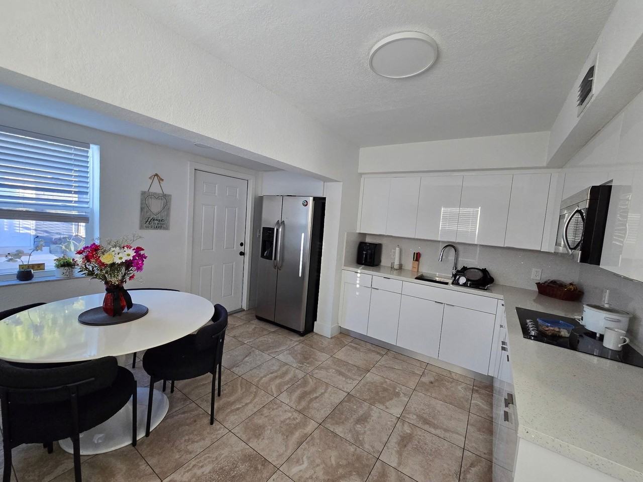 W 35th St - Photo 3 of 8