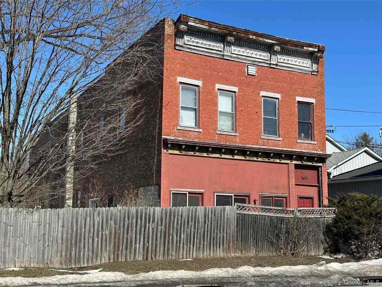 165 Ulster Ave Apt 8 - Photo 2 of 29