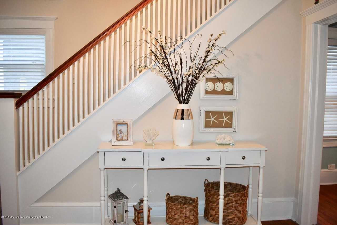 422 Worthington Avenue unit: Summer 2026 - Photo 4 of 39