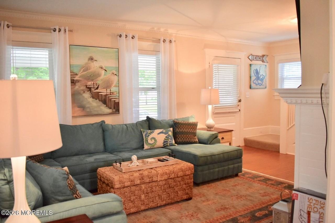 422 Worthington Avenue unit: Summer 2026 - Photo 6 of 39