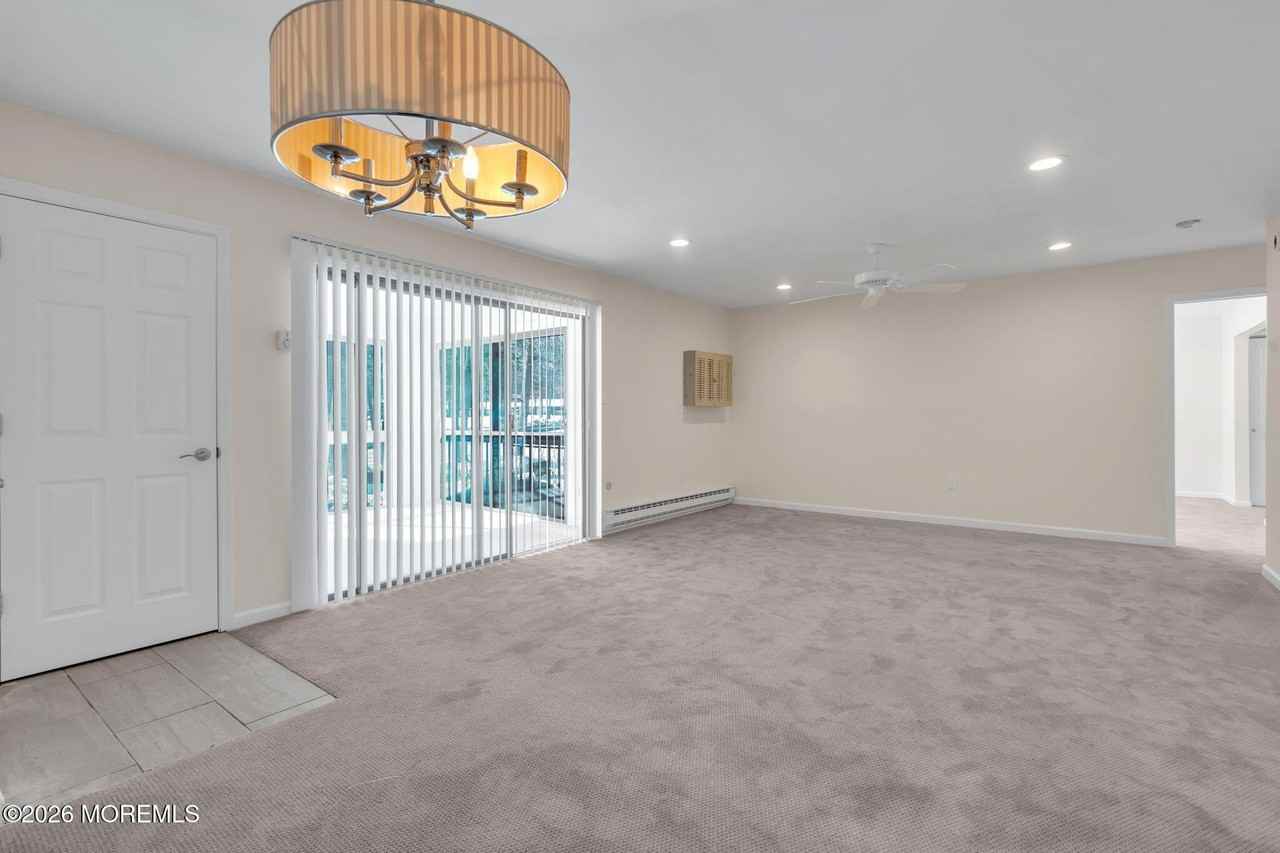 129 Amberly Dr Unit G - Photo 4 of 13