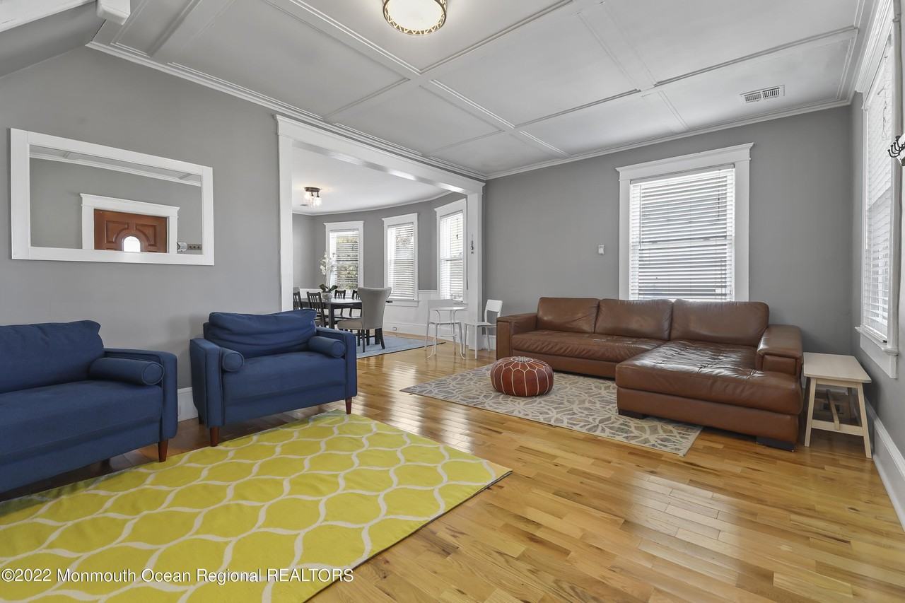 8 Arthur Ave - Photo 5 of 26