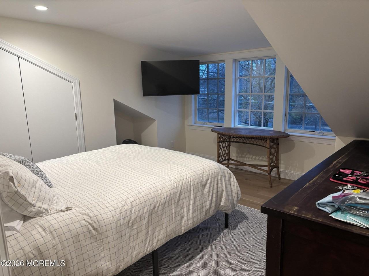 7th Ave - Photo 4 of 8