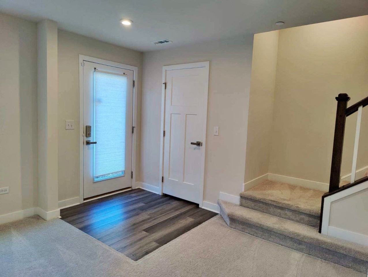 319 Elm Ct Unit 319 - Photo 5 of 28