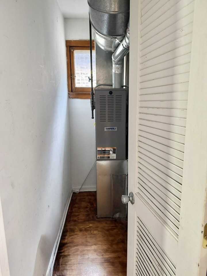 4727 S Harding Ave Unit 2 - Photo 5 of 14