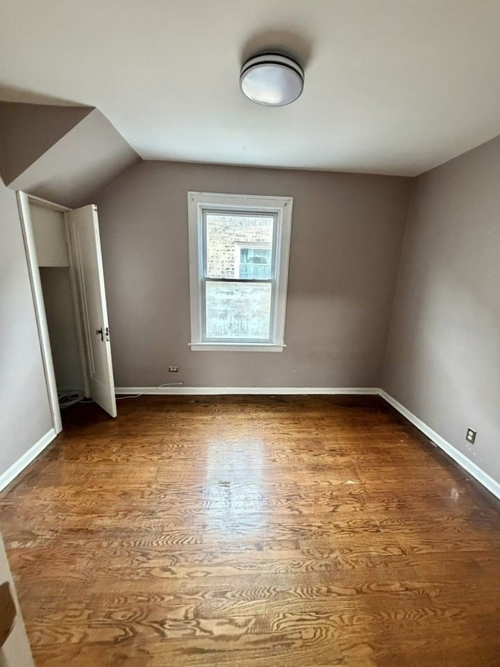 4727 S Harding Ave Unit 2 - Photo 7 of 14