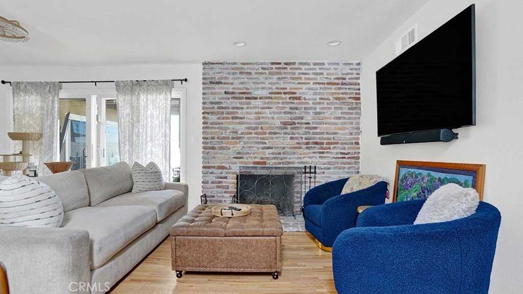 388 Bucknell Rd - Photo 4 of 33