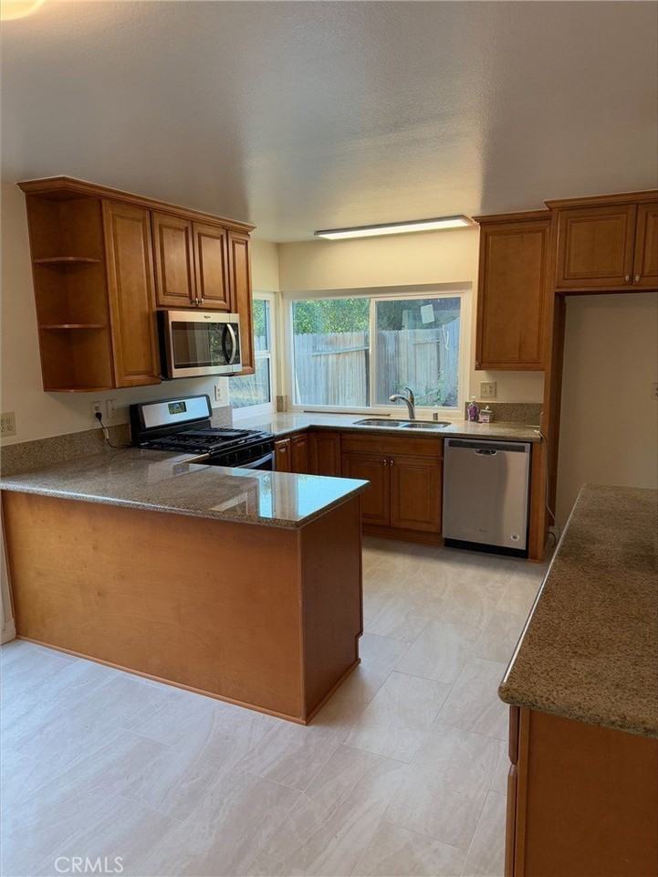 26621 Las Tunas Dr - Photo 7 of 30