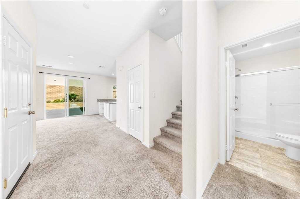 3449 E Sweetbay Way - Photo 4 of 32