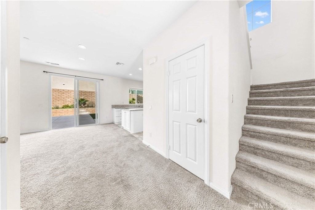 3449 E Sweetbay Way - Photo 5 of 32