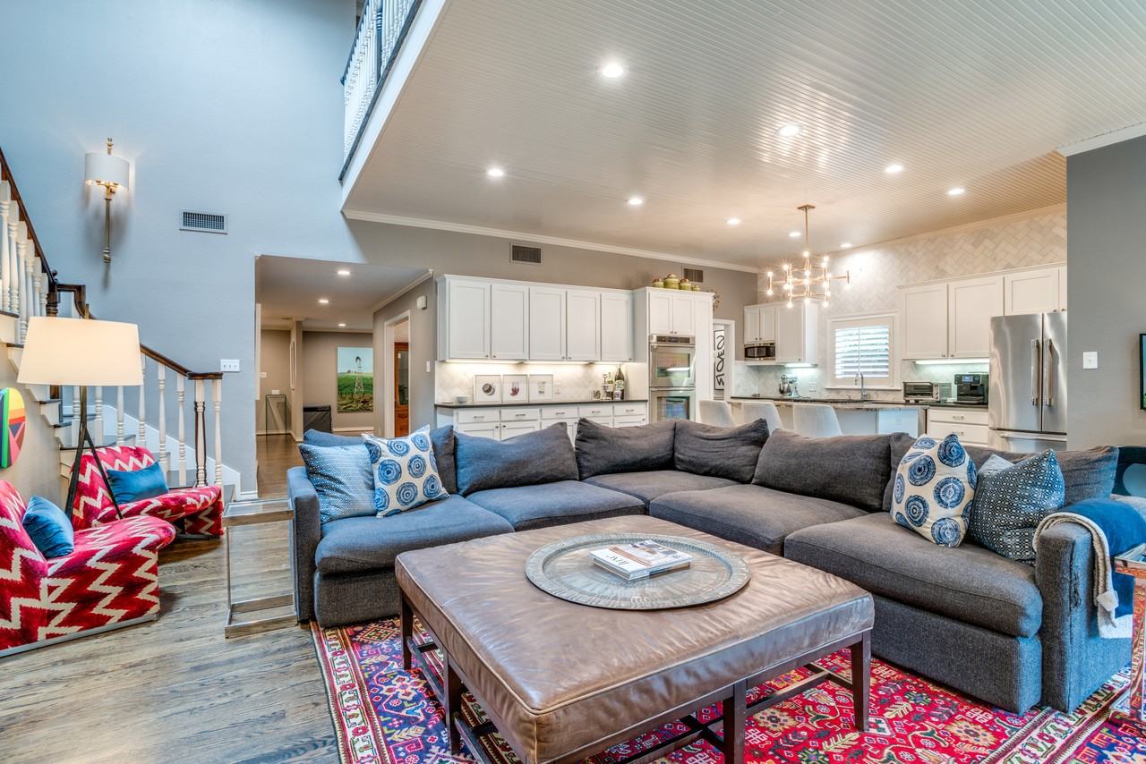 3312 Villanova St #1 - Photo 4 of 16