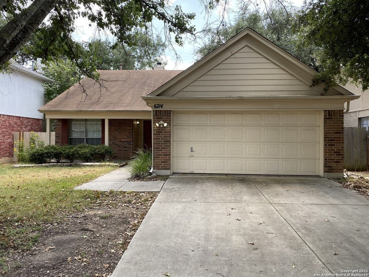 6714 Manassas Dr - Photo 2 of 33