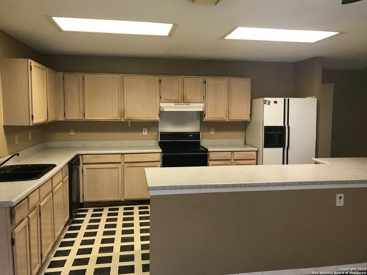 15010 Digger - Photo 6 of 19