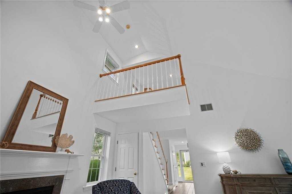 510 Corey Ln - Photo 5 of 25