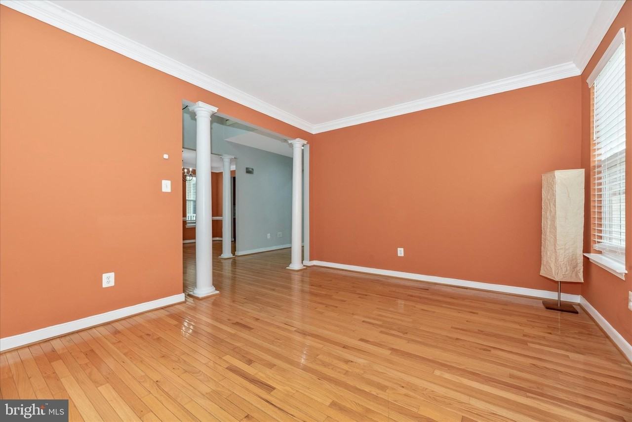 3907 Braveheart Cir - Photo 6 of 50