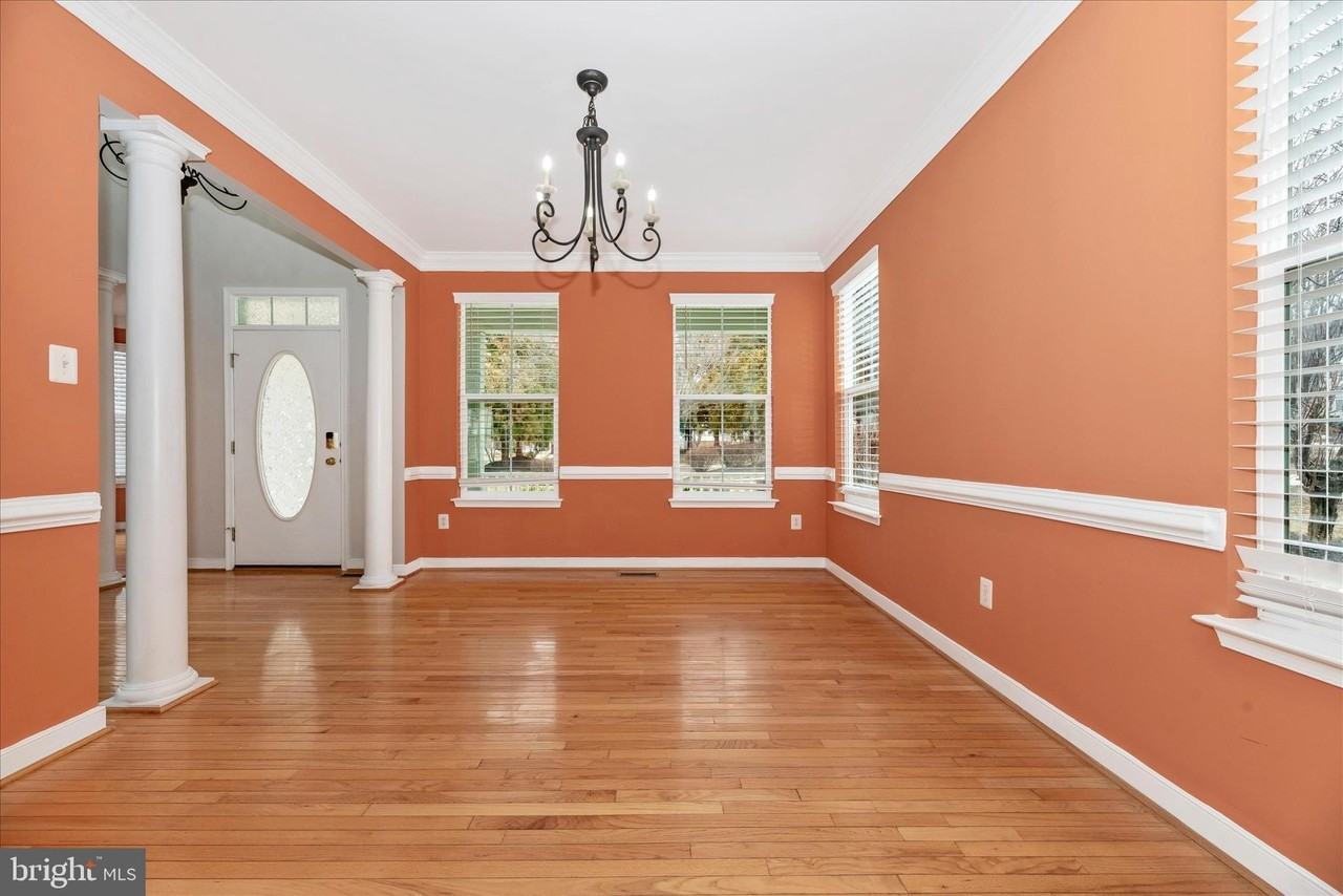 3907 Braveheart Cir - Photo 7 of 50