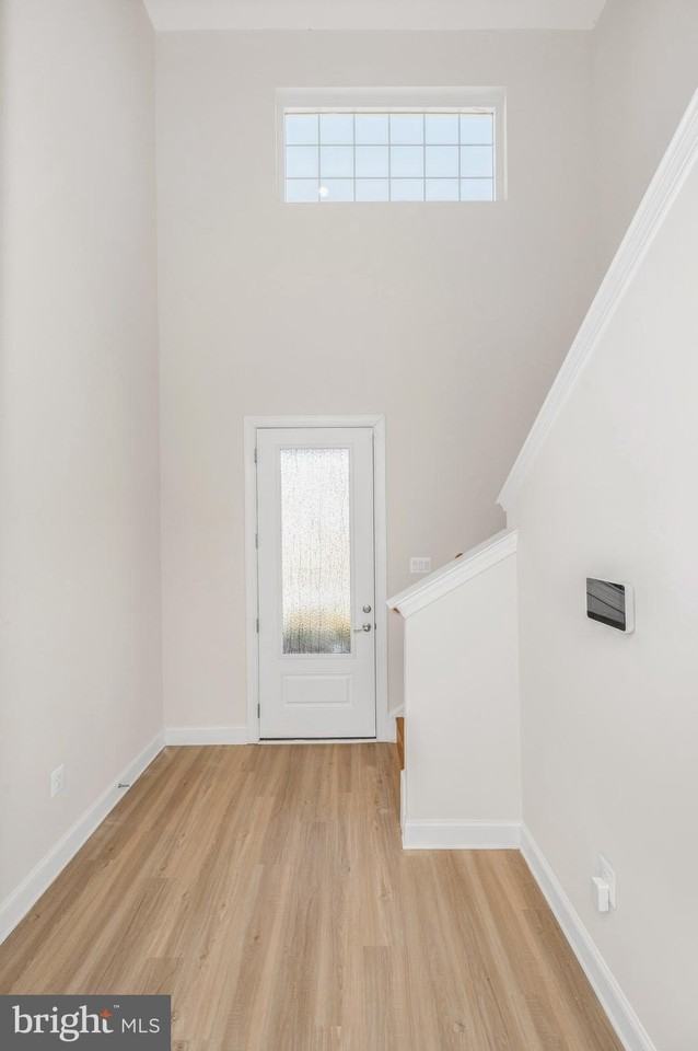 9962 Roulette Dr - Photo 6 of 43