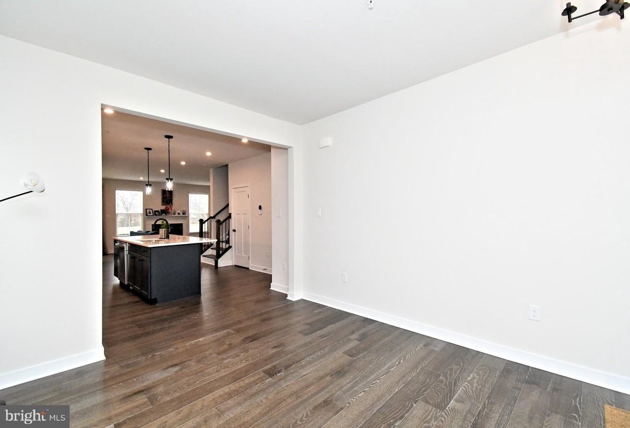 500 Sterling Dr - Photo 6 of 50