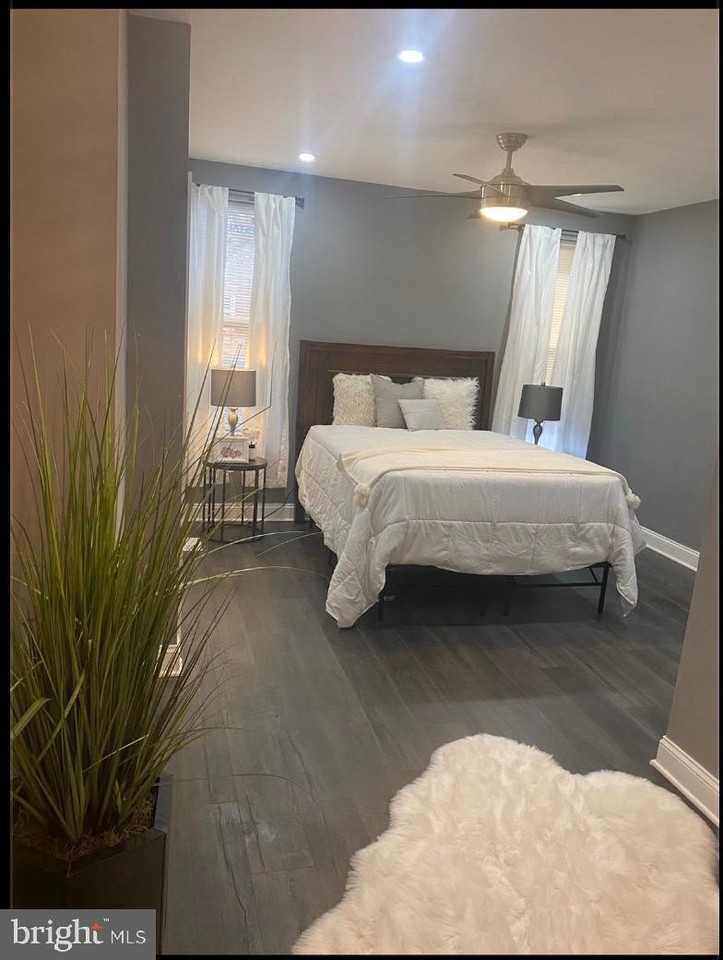 3040 W Berks St - Photo 5 of 13