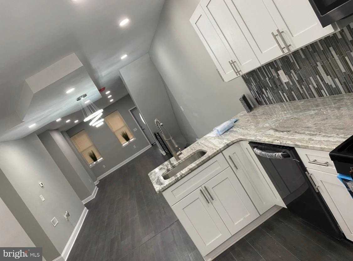 3040 W Berks St - Photo 7 of 13