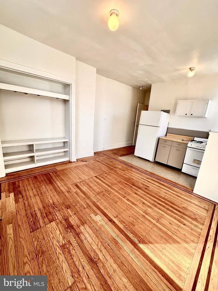 1808 W Tioga St Unit 3r - Photo 3 of 5