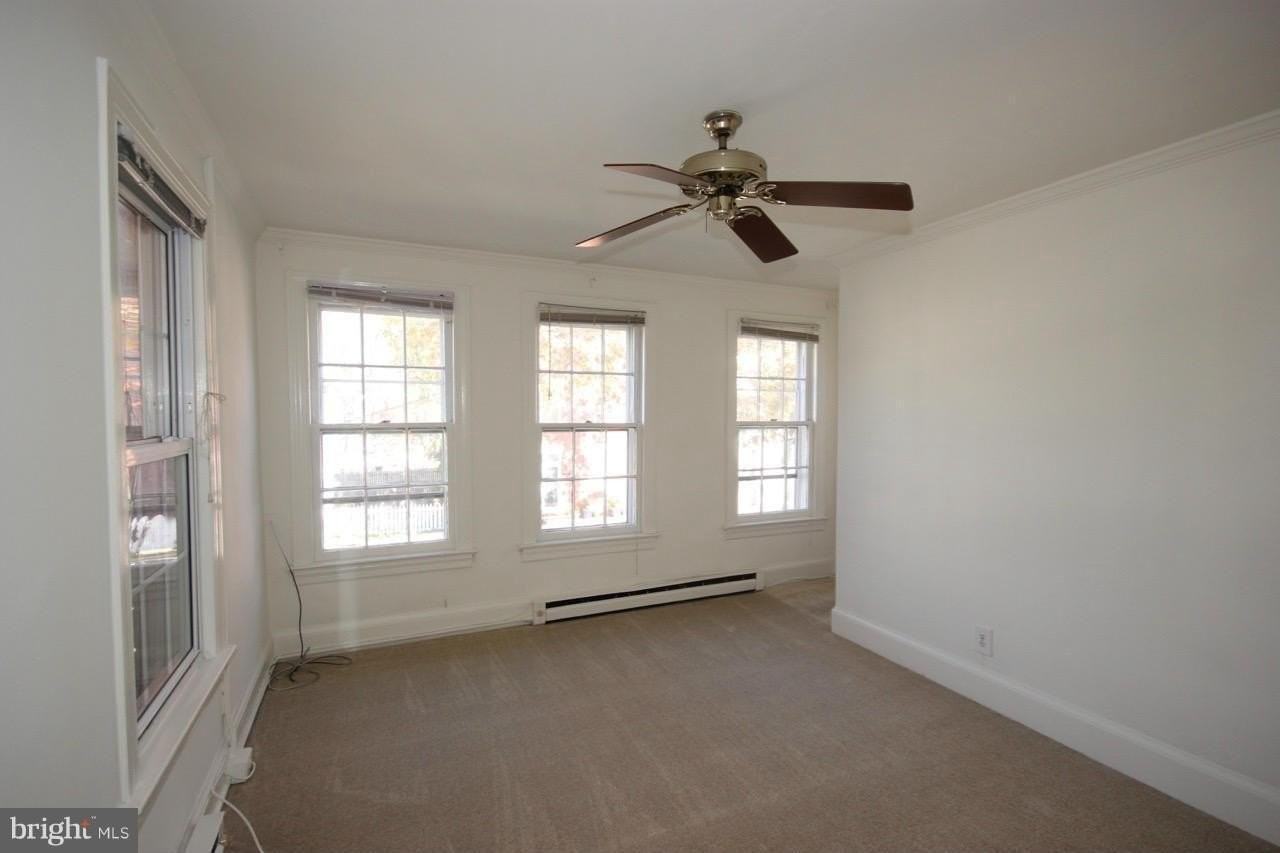 1006 Oronoco St Uppr Level - Photo 4 of 20