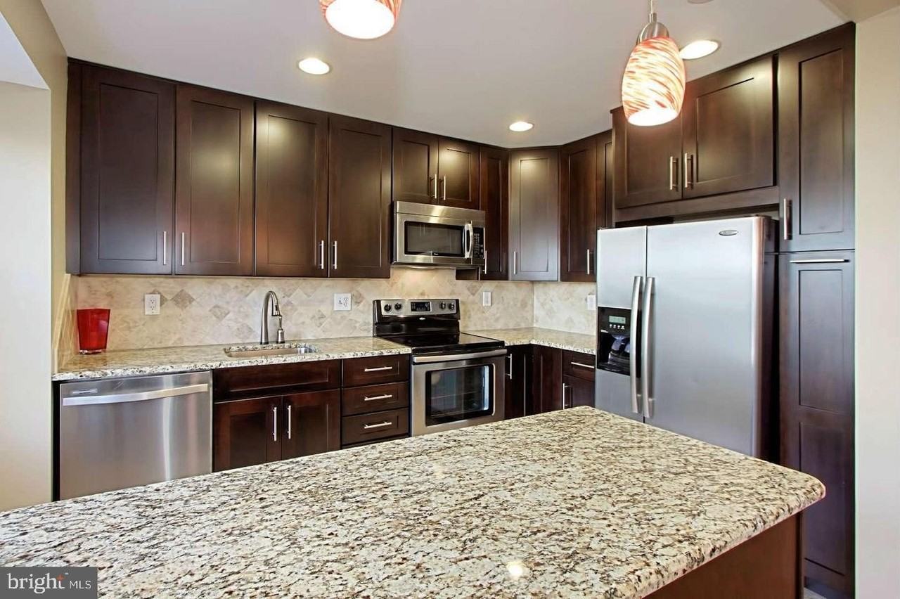 5 S Floyd St - Photo 7 of 30