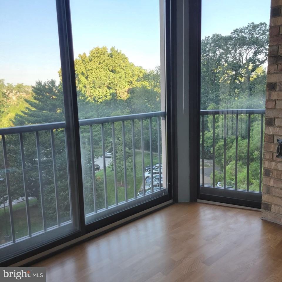 5901 Mount Eagle Dr Apt 609 - Photo 4 of 48