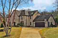 120 Marlboro Dr - Photo 1 of 1